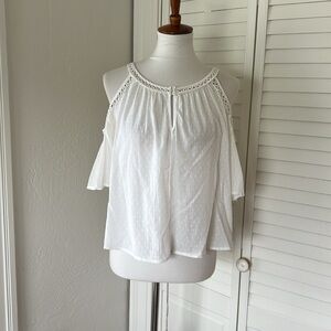 Cold shoulder top